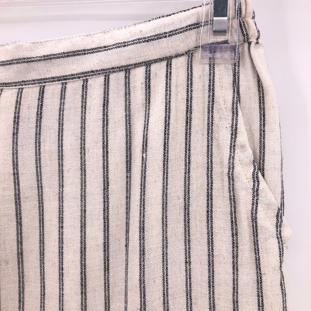 Like New Blue Rain cream black short - Picture 2 of 6